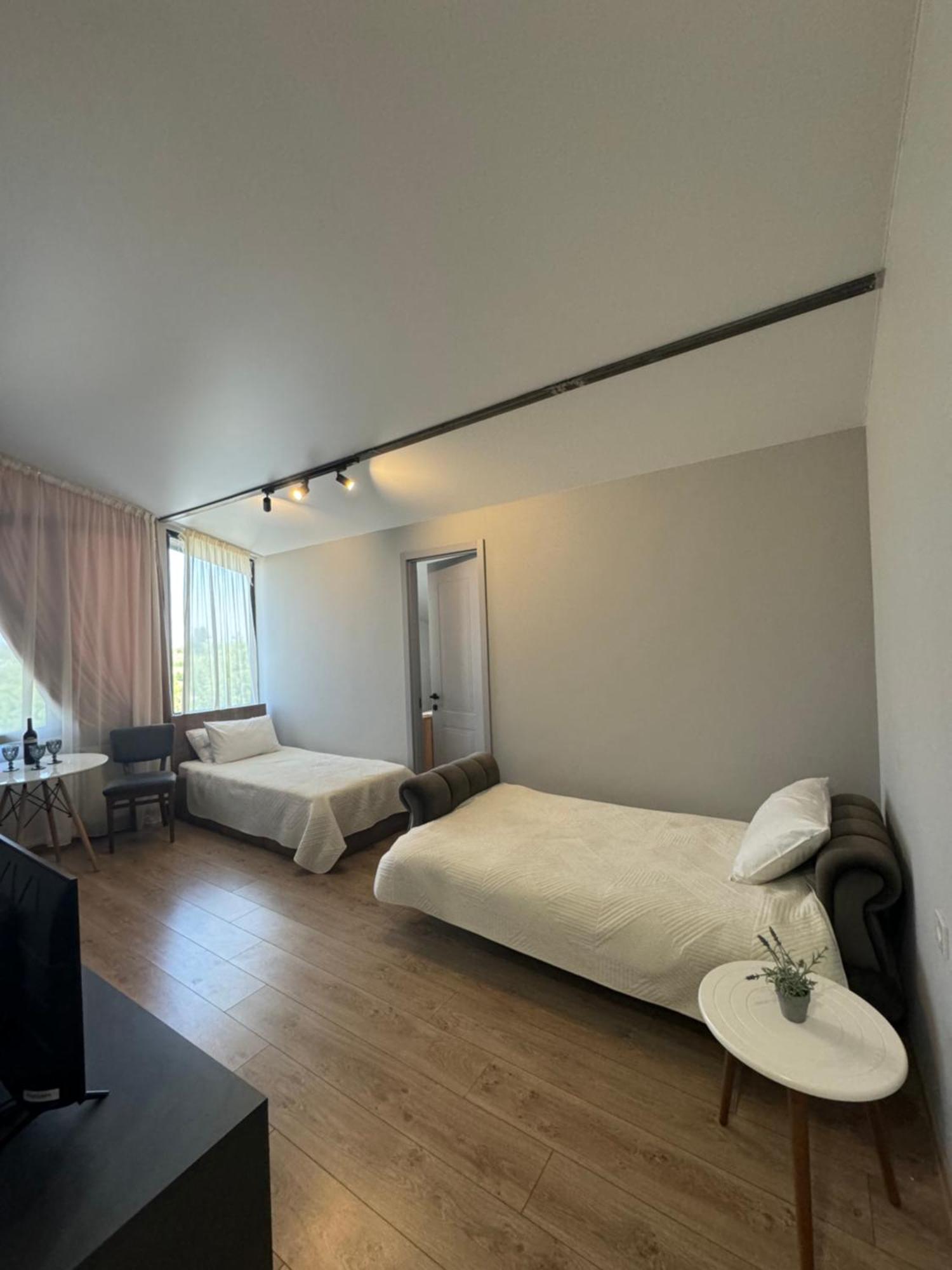 Guest House Elene Gori Exterior photo