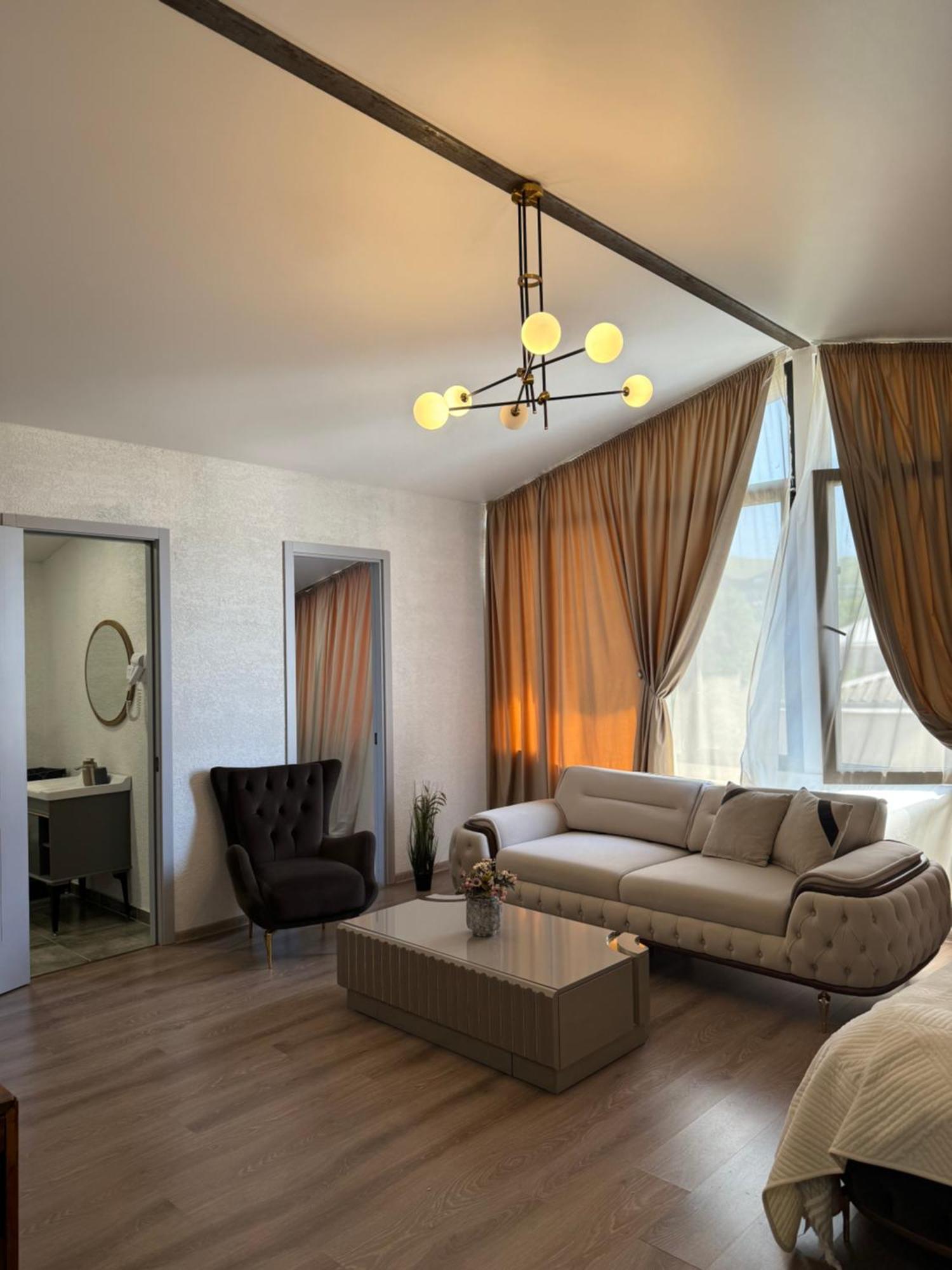 Guest House Elene Gori Exterior photo