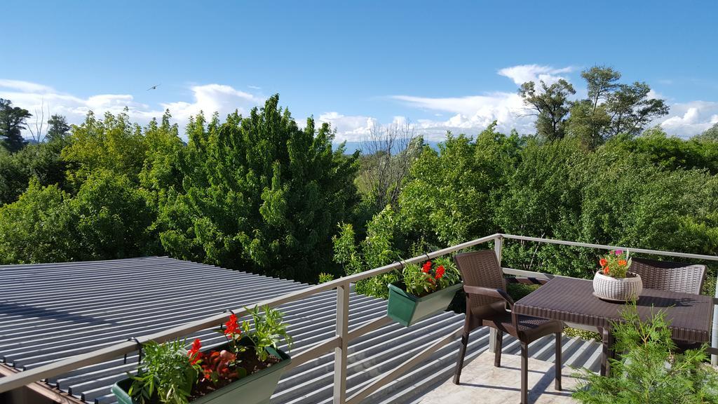 Guest House Elene Gori Exterior photo